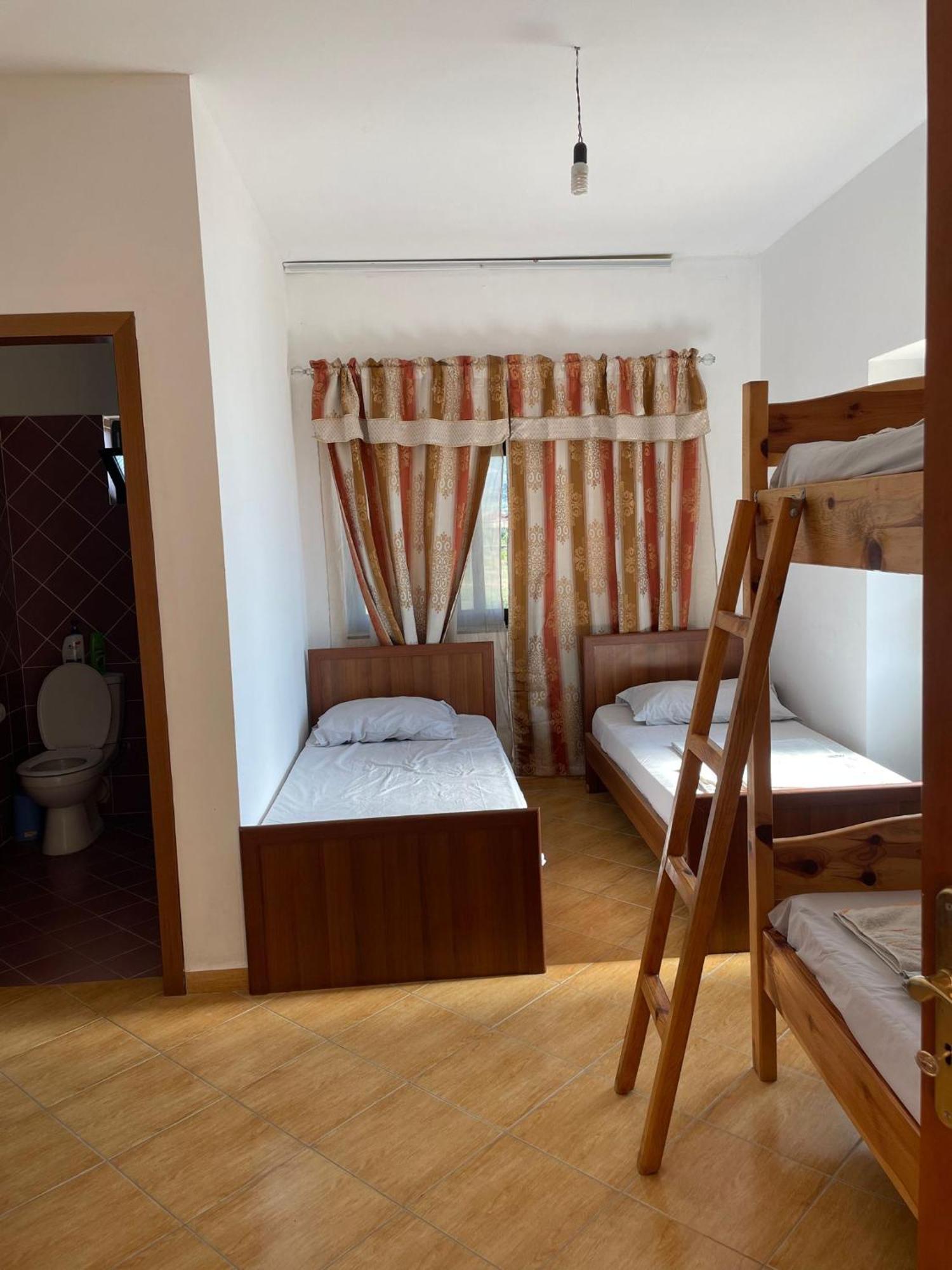 Gostime Hotel Bora מראה חיצוני תמונה